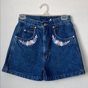 Swagger Vintage jean shorts